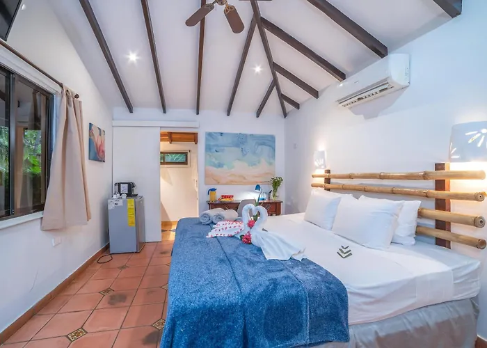 Hotel Pasatiempo Tamarindo