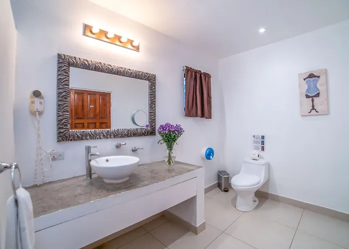 Hotel Pasatiempo Tamarindo