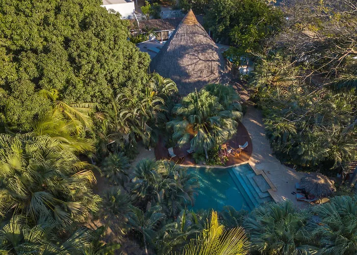 Pasatiempo Hotel Tamarindo