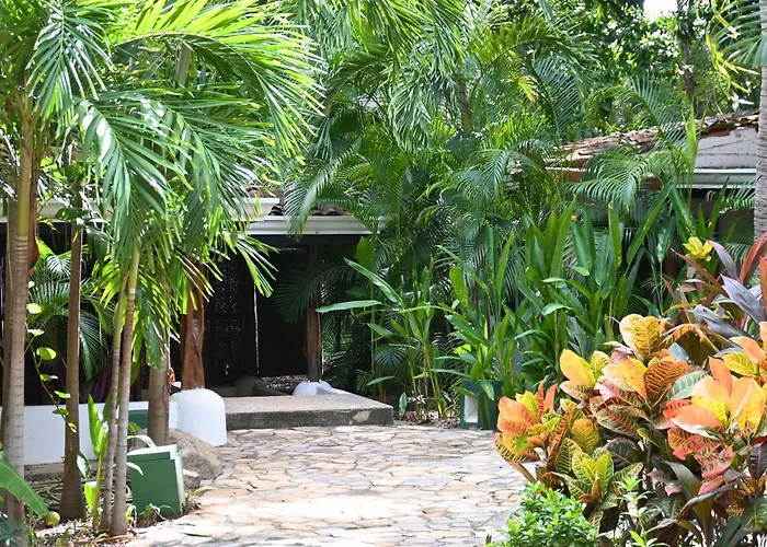 Pasatiempo Hotel Tamarindo